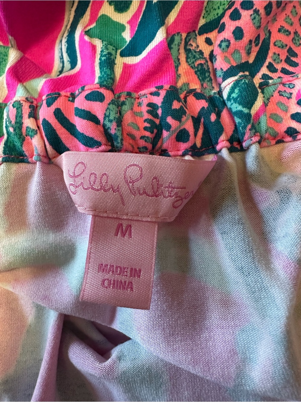 Lilly Pulitzer Pink Off Shoulder Ruffle Romper Bubblegum Pink Elephant Print  M - Picture 7 of 9